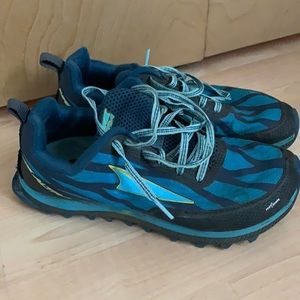 Altra Superior 3.0 running shoes